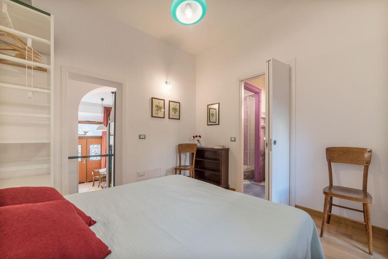 Monti Artistic Flat * Rom